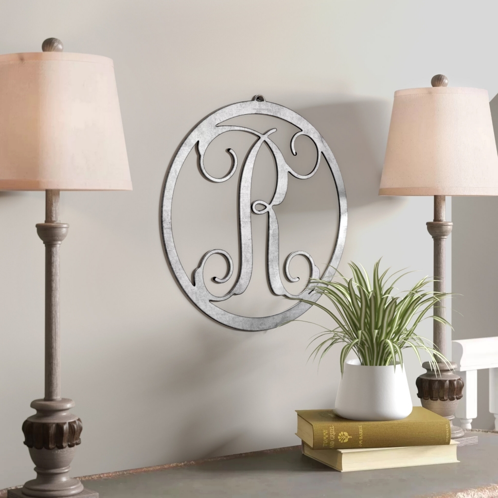 Metal Single Letter Circle Monogram Wall Decor