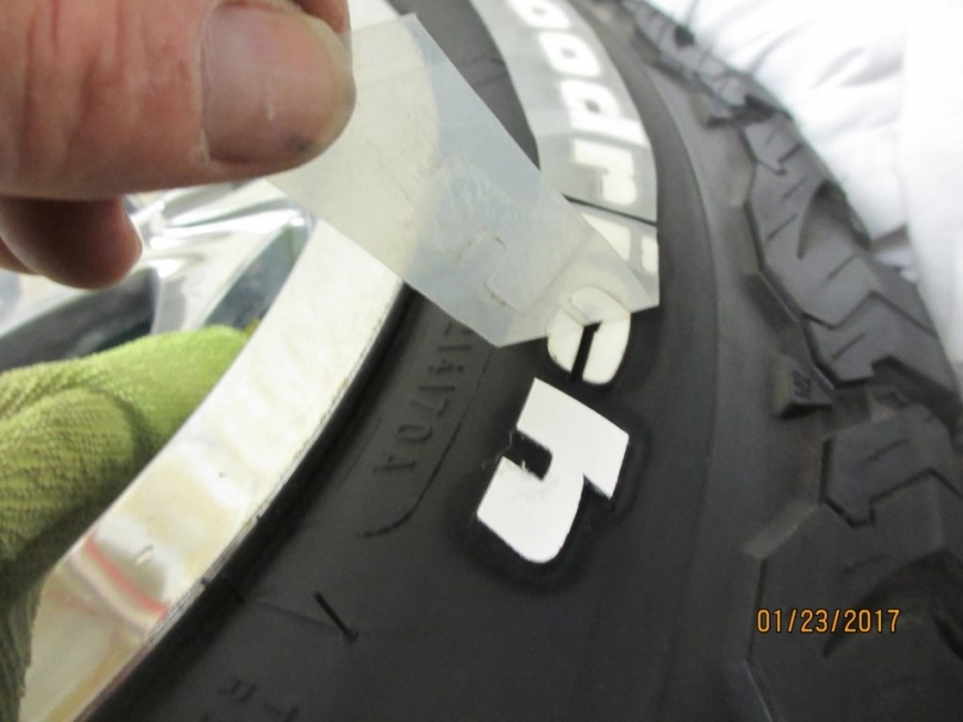 17 Inch Raised White Letter Tires